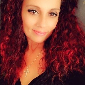 Meet your Posher, Shellie